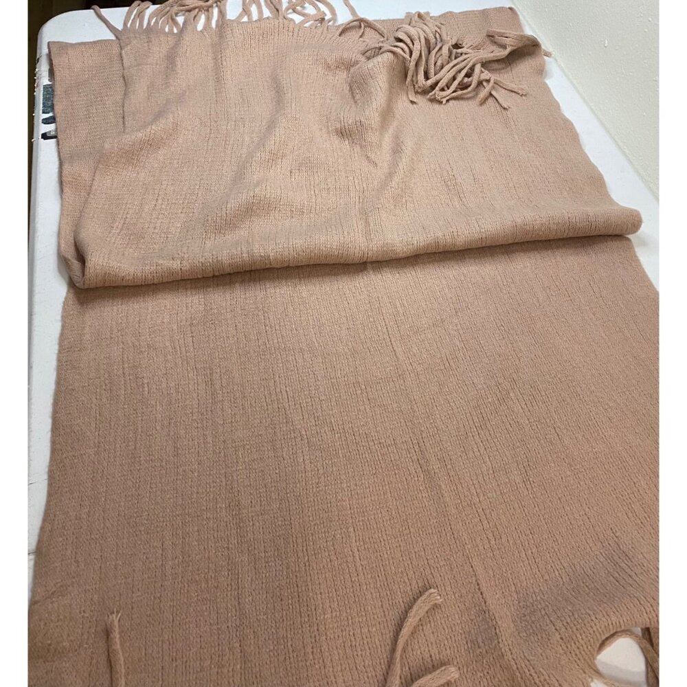 Steve Madden Camel Knit Fringe Scarf Wrap Shawl One Size 100% Acrylic - Picture 4 of 7
